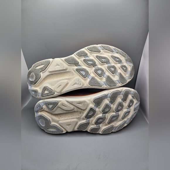 Hoka One One Clifton 9 Women’s Size 10B Blue Fog Peach Parfait Running Shoes - Picture 8 of 9